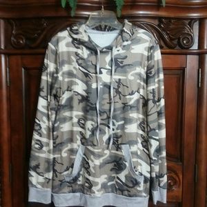 *Camoflauge Hoodie*